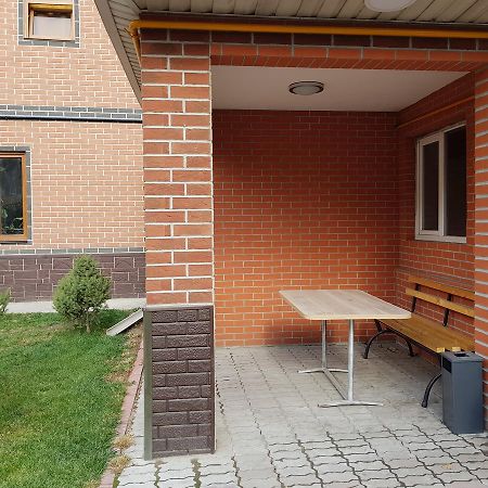 Mini Hotel Leila Almatý Exterior foto