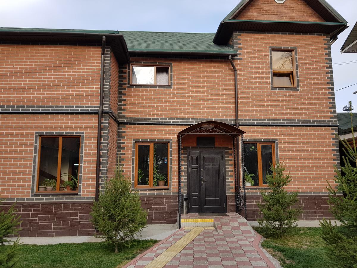 Mini Hotel Leila Almatý Exterior foto